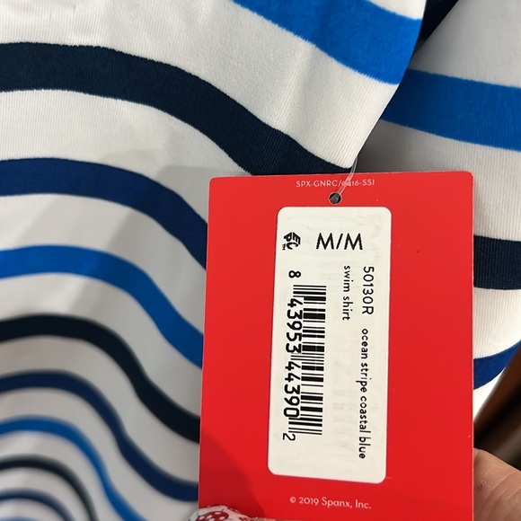 NEW SPANX Ocean Stripe Coastal Blue MED M Swim Sun Rash Protection Shirt UPF 50+ - Picture 6 of 6